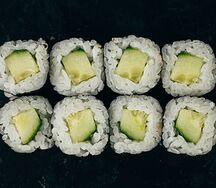 Маки Огурец