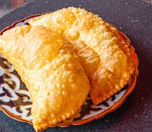 Чебуреки с зеленью и сыром