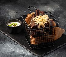 Гренки чесночные с сыром