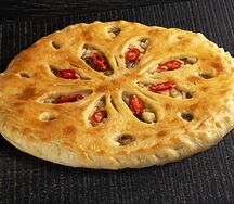 Осетинский пирог с курицей и грибами