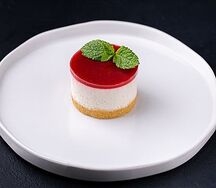 Чизкейк муссовый клубничный