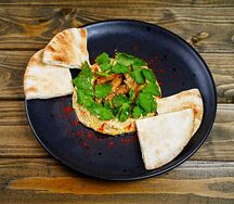 Хумус с баклажанами