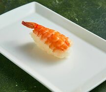 Суши нигири креветка
