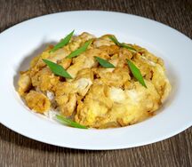 Курица на рисе с мацу соусом