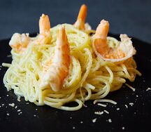 Спагетти с соусом песто