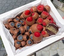 Ягоды в шоколаде