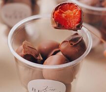 Клубника в шоколаде (стакан)
