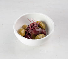 Оливки греческие