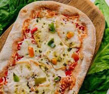 Римская пицца Курочка с соусом песто