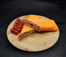 Шаурма в сырном лаваше