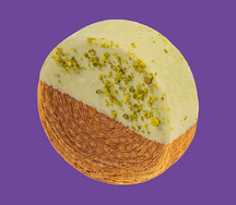 Круглый круассан с фисташкой