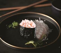 Фуд Эби спайси гункан