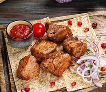 Шашлык из cвинoй шейки