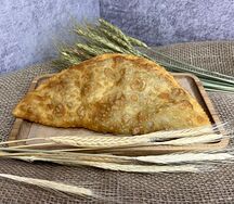 Чебурек с сыром