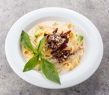 Паста Фетучини с курицей и кабачком