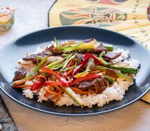 Говядина по-корейски с рисом