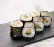 Классический Ролл с огурцом