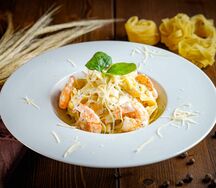 Фетучини с креветками
