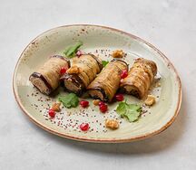 Рулетики из баклажанов с орехами