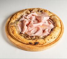 Пицца Мортаделла с трюфельной пастой