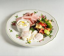 Завтрак Ромо с окороком