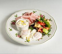 Завтрак Ромо с беконом