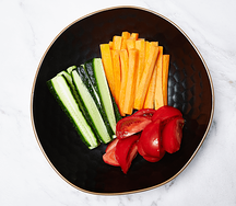 Овощное ассорти (огурцы, томаты, морковь)