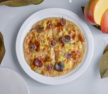 Роти с крабом и соусом манго