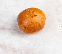 Пирожок с вишней