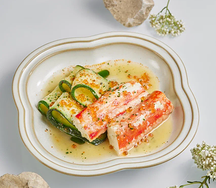 Фаланга краба с цукини и красной икрой