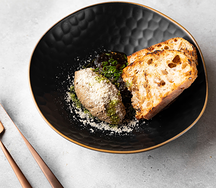 Паштет из печени кролика с луком конфи