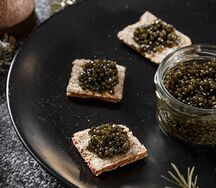 Икра черная с маслом