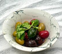 Итальянские оливки маринованные в травах