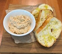 Риет из лосося с чиабаттой