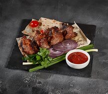 Шашлычное ассорти из свинины и говядины