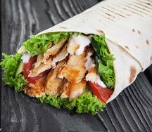 Смоллет Чикен ролл