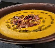 Чечевичный крем-суп с беконом