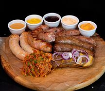 Ассорти с колбасками