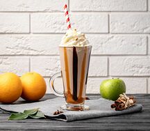 Милкшейк сникерс