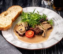 Тальятта из говядины с грибным соусом