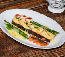 Форель карельская под раковым соусом