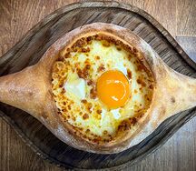 Хачапури по-аджарски