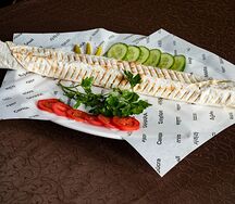 Мегашаурма из телятины в лаваше