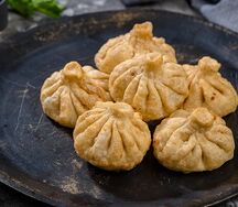 Жареные хинкали по-грузински из телятины и свинины