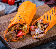 Шаурма из ягненка в сырном лаваше