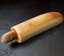 Французский хот-дог с чикен гриль колбаской