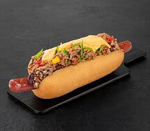 Чили-чиз хот-дог с куриной колбаской