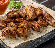 Шашлык из бараньих семечек