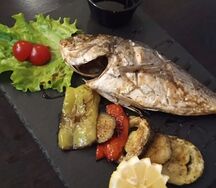 Дорадо с овощами