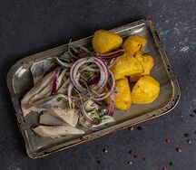 Сельдь с картофелем